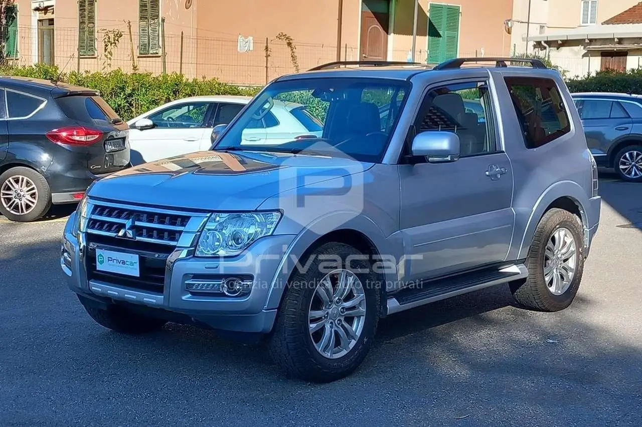 Photo 1 : Mitsubishi Pajero 2017 Diesel