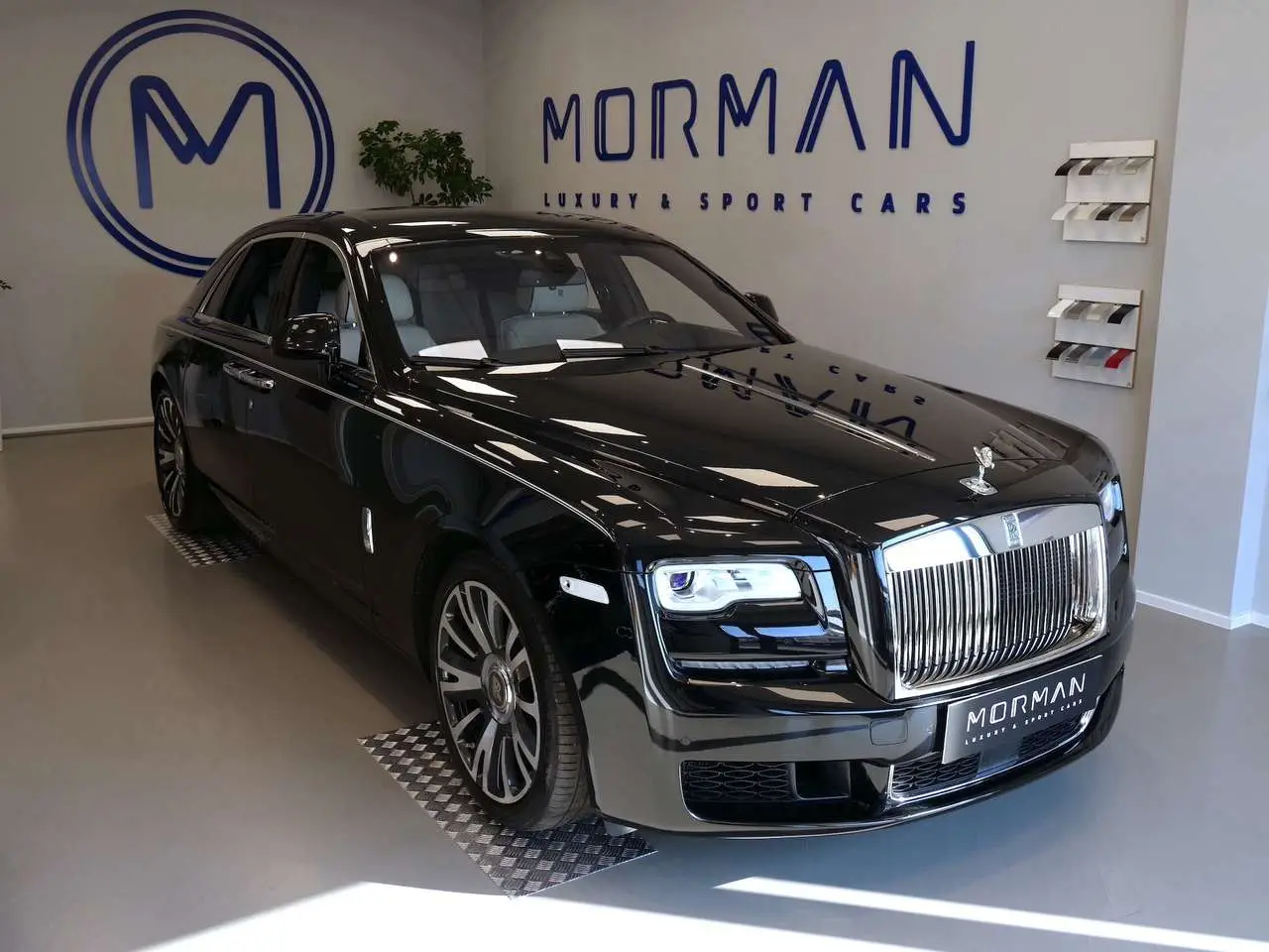 Photo 1 : Rolls-royce Ghost 2019 Petrol