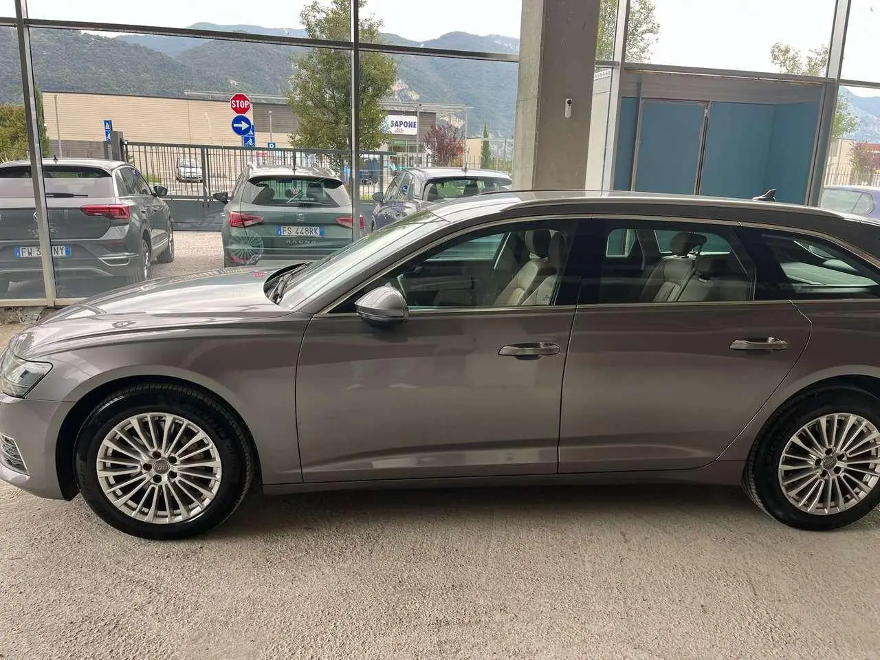 Photo 1 : Audi A6 2020 Hybride