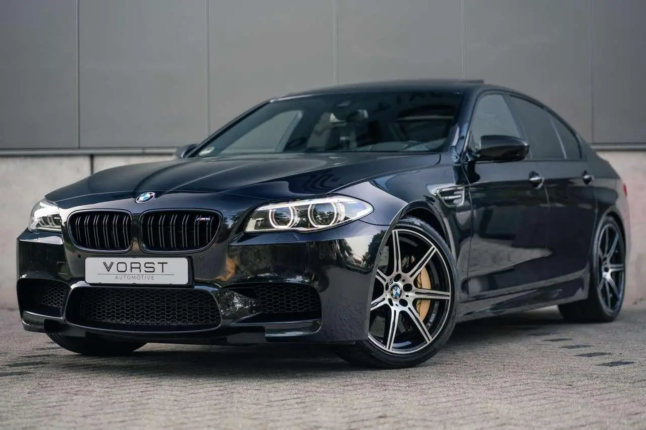 Photo 1 : Bmw M5 2017 Petrol