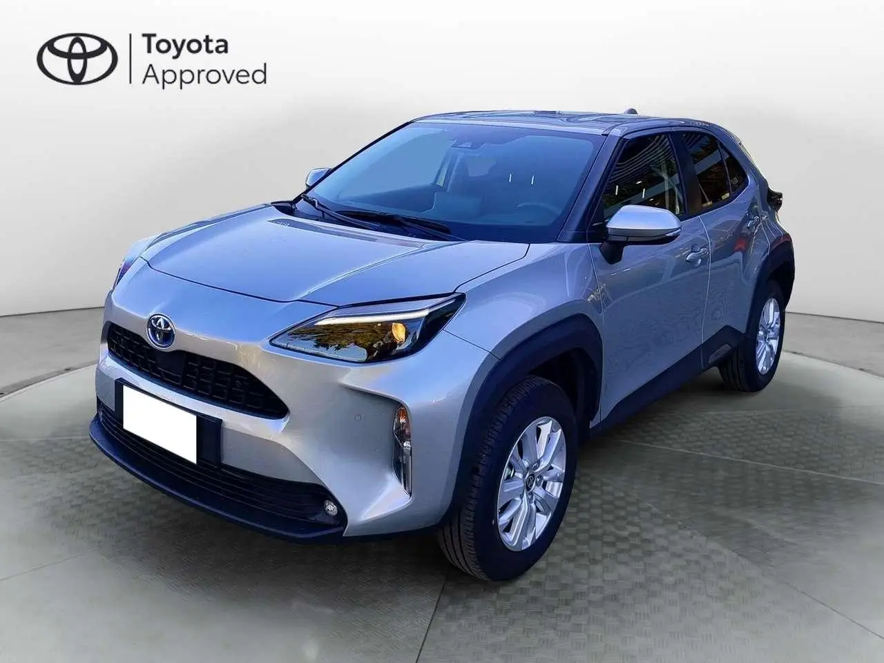 Photo 1 : Toyota Yaris 2024 Hybrid