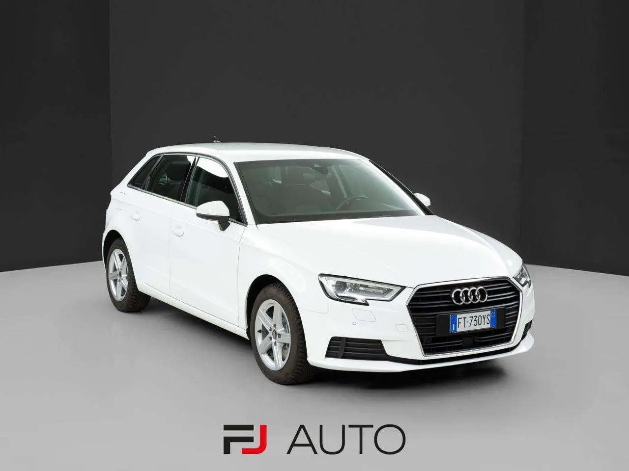 Photo 1 : Audi A3 2019 Diesel