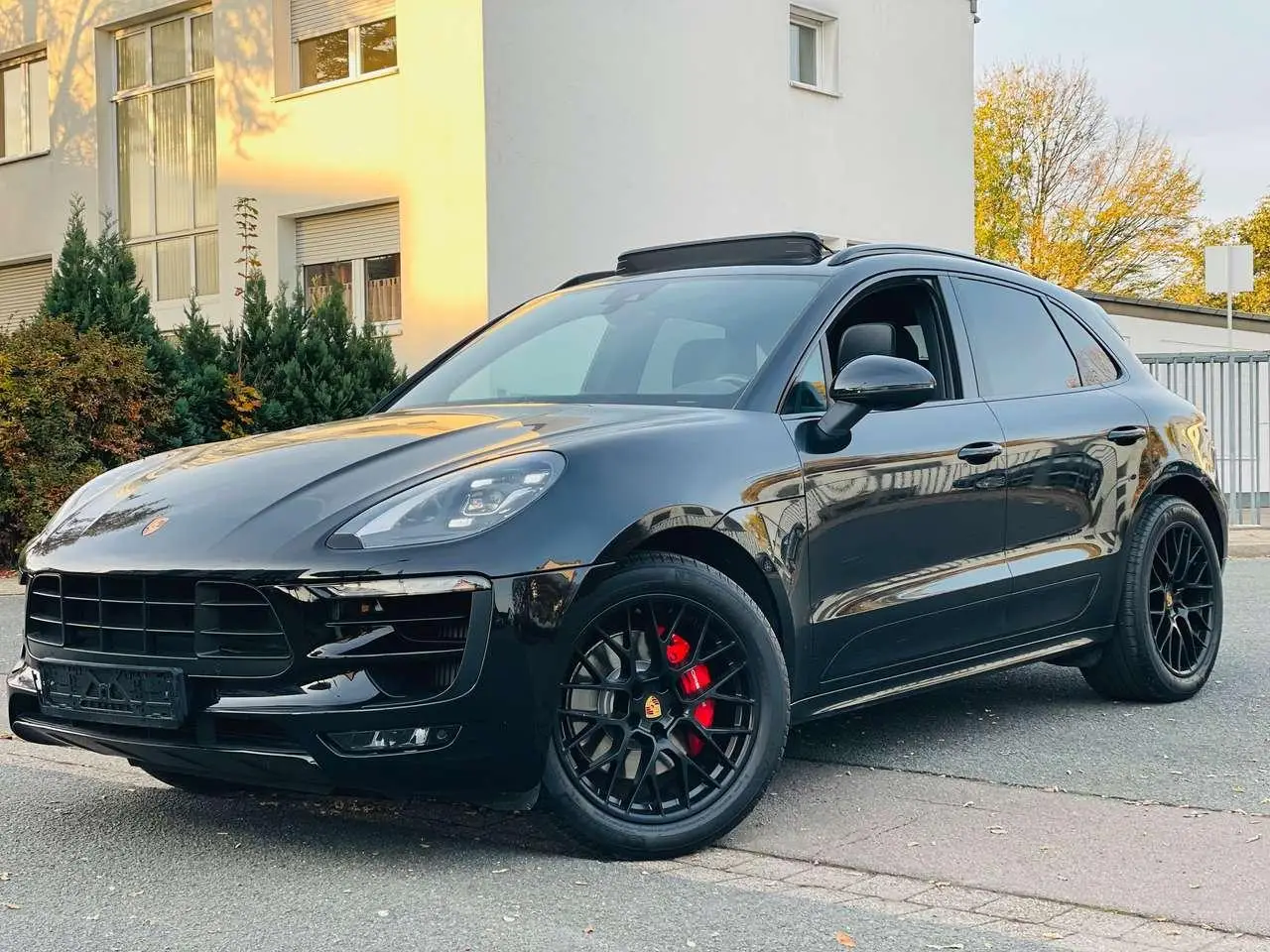 Photo 1 : Porsche Macan 2018 Petrol