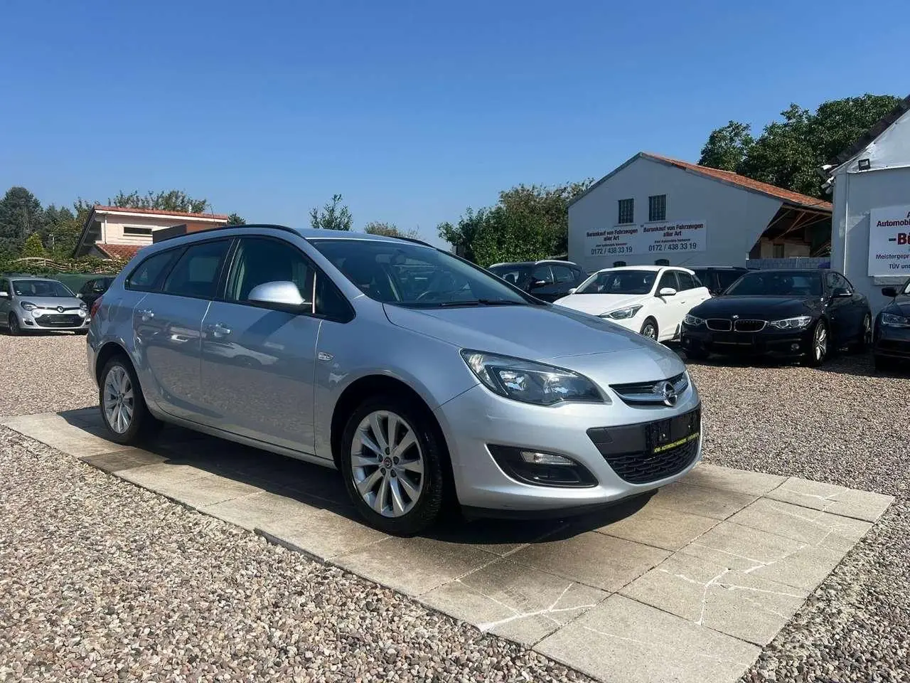 Photo 1 : Opel Astra 2017 Petrol