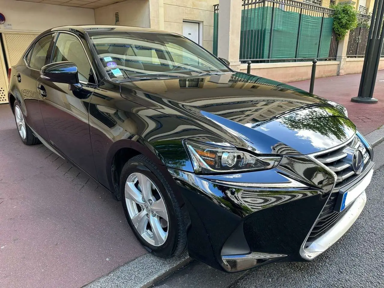 Photo 1 : Lexus Is 2019 Hybride