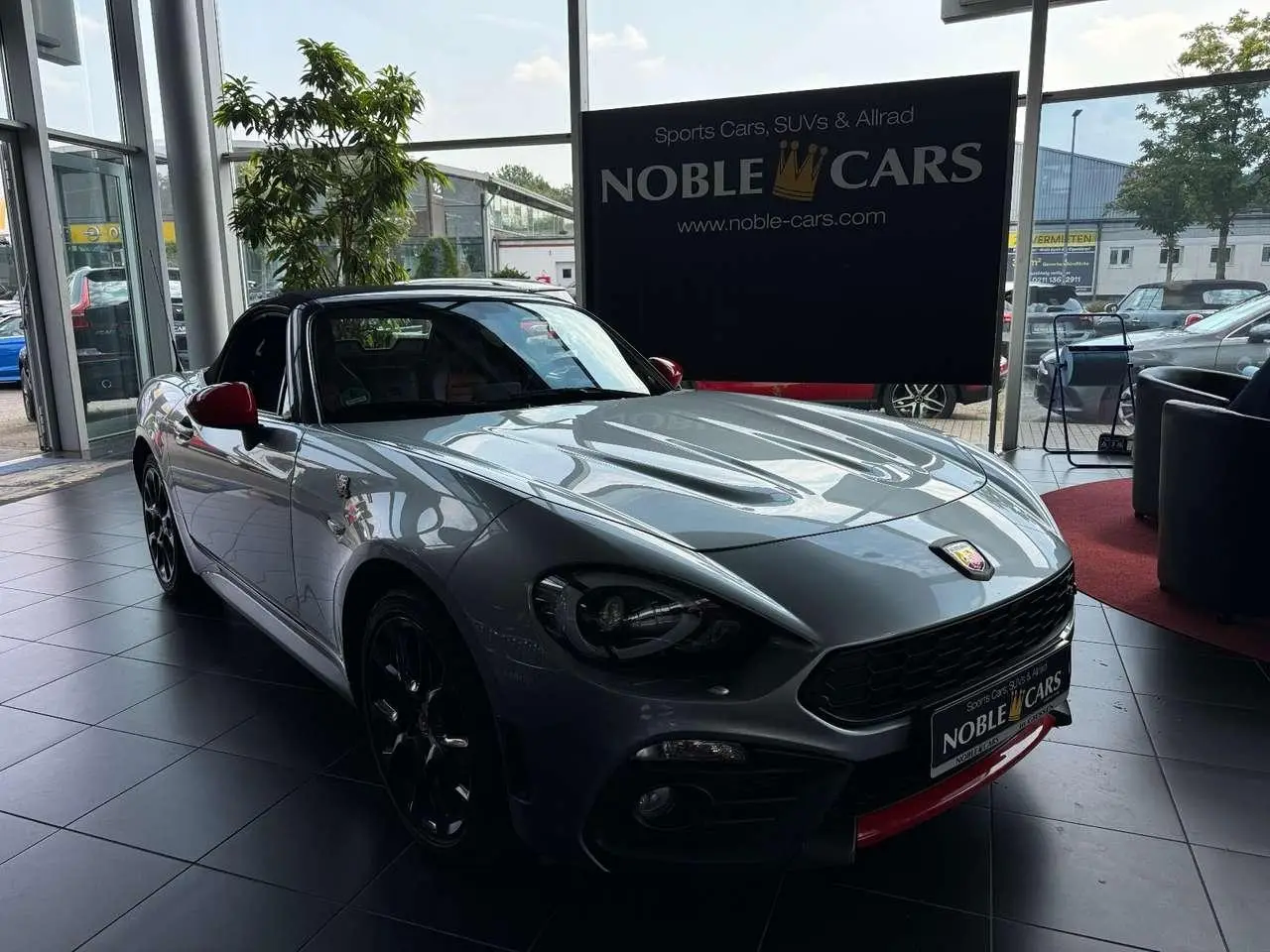 Photo 1 : Abarth 124 Spider 2017 Petrol