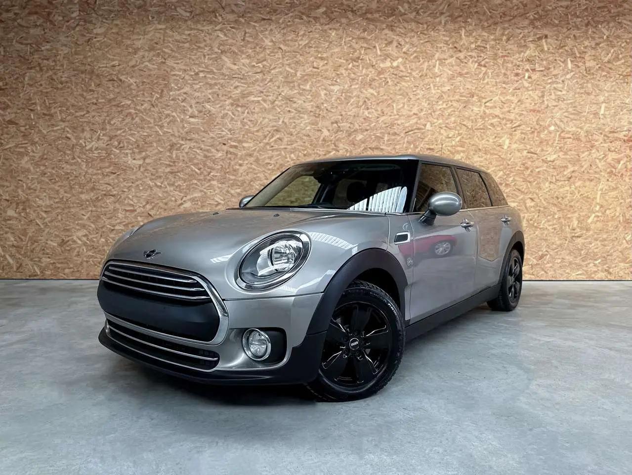 Photo 1 : Mini One 2017 Diesel