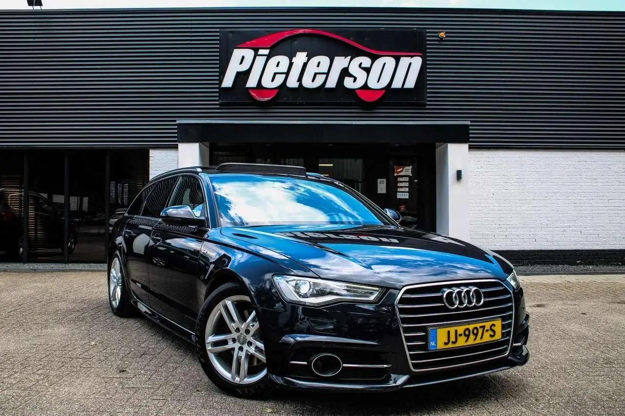 Photo 1 : Audi A6 2016 Petrol