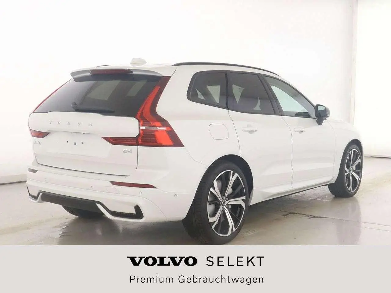 Photo 1 : Volvo Xc60 2023 Hybrid