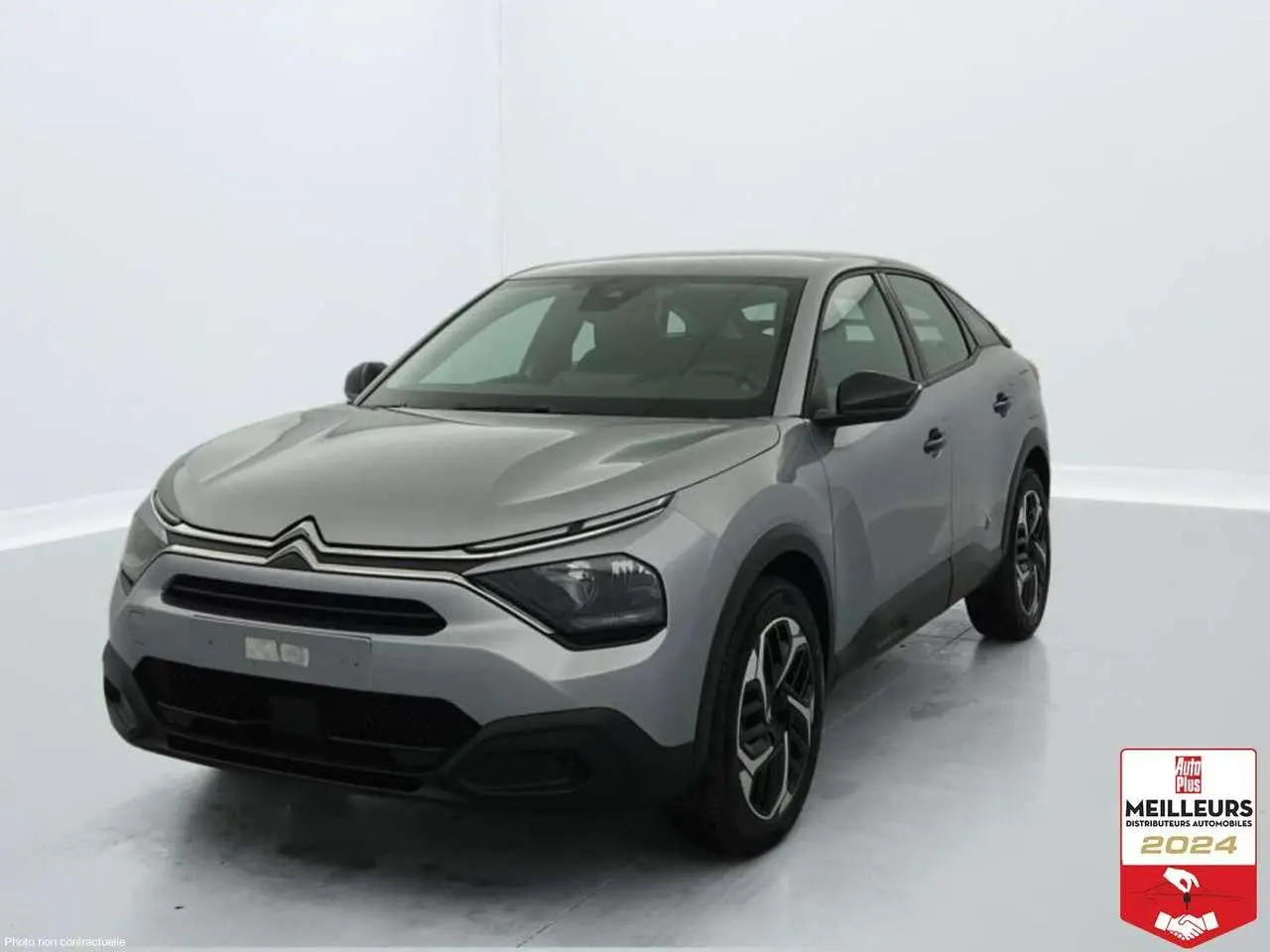 Photo 1 : Citroen C4 2023 Petrol