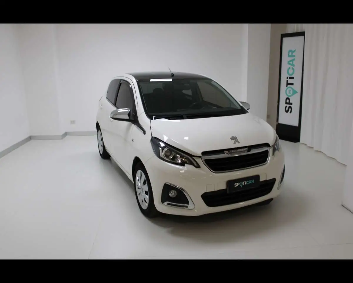 Photo 1 : Peugeot 108 2021 Petrol