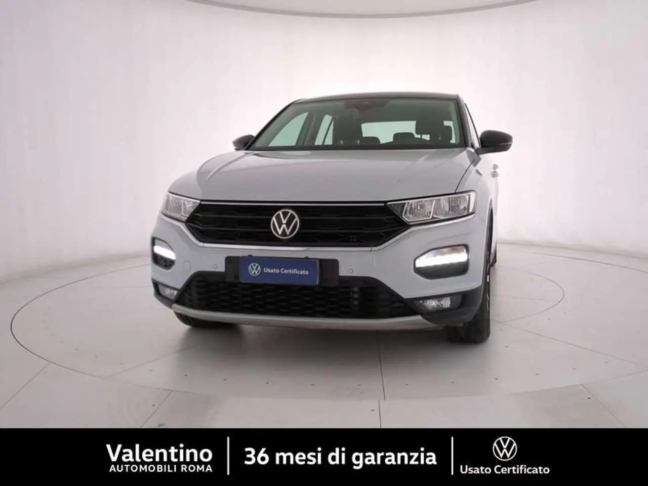 Photo 1 : Volkswagen T-roc 2021 Essence