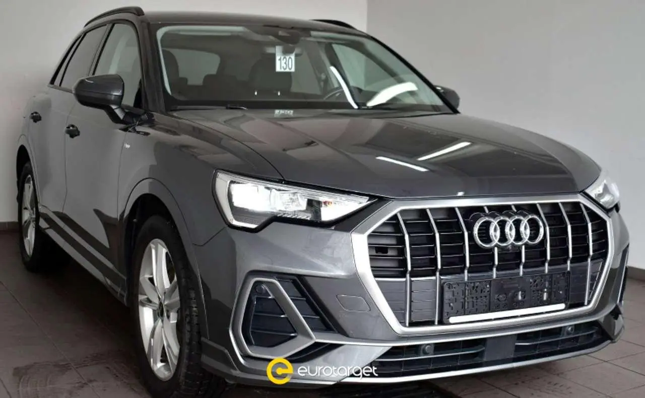 Photo 1 : Audi Q3 2021 Diesel