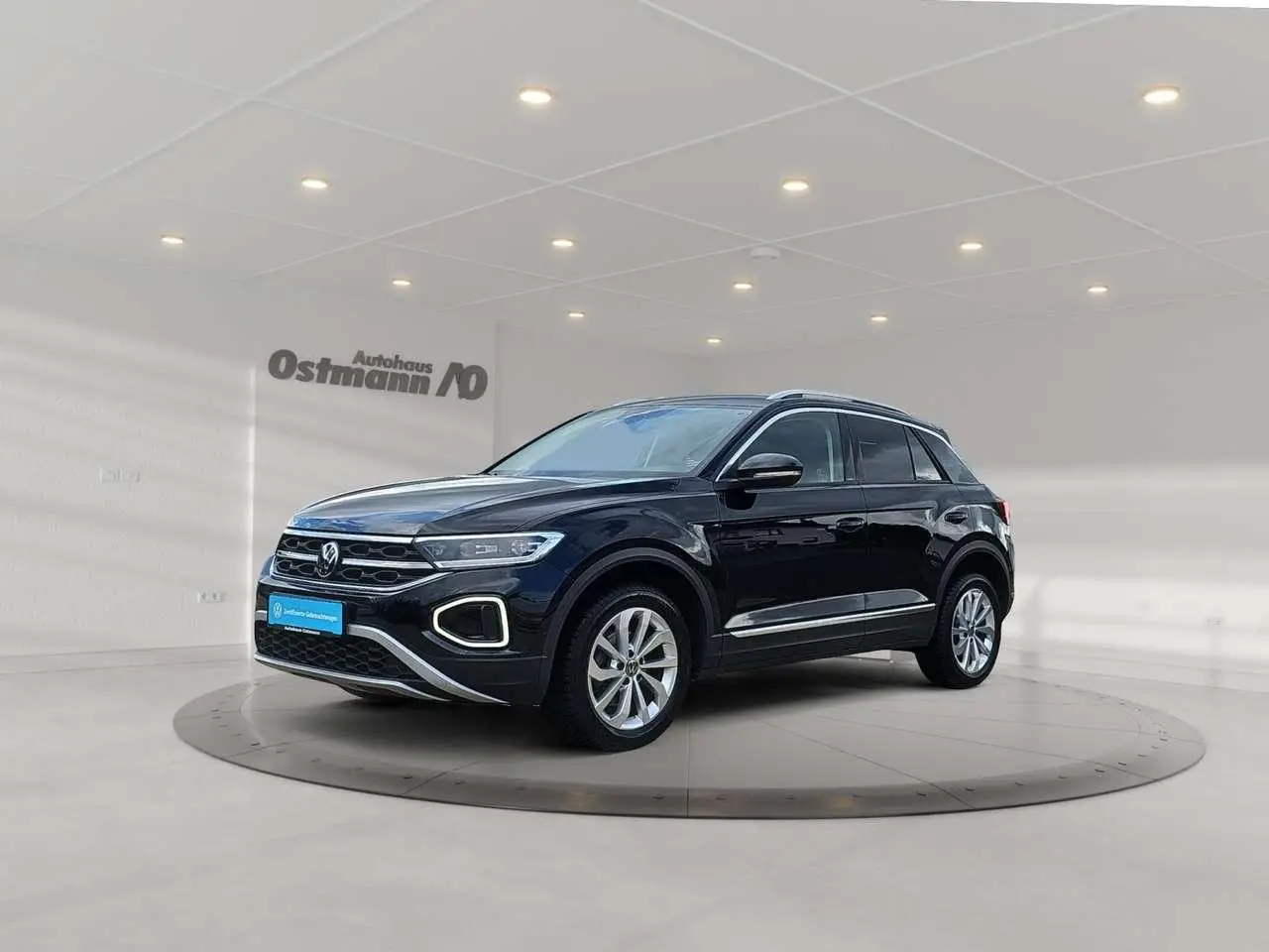 Photo 1 : Volkswagen T-roc 2024 Petrol