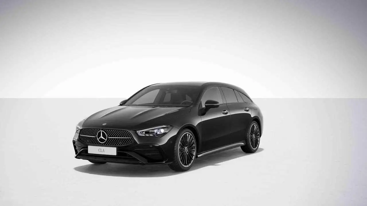 Photo 1 : Mercedes-benz Classe Cla 2024 Petrol