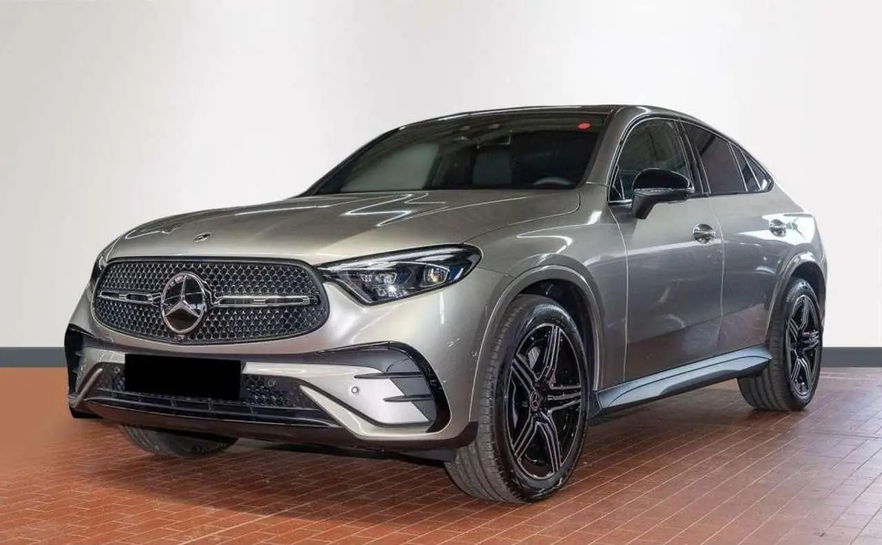 Photo 1 : Mercedes-benz Classe Glc 2024 Essence