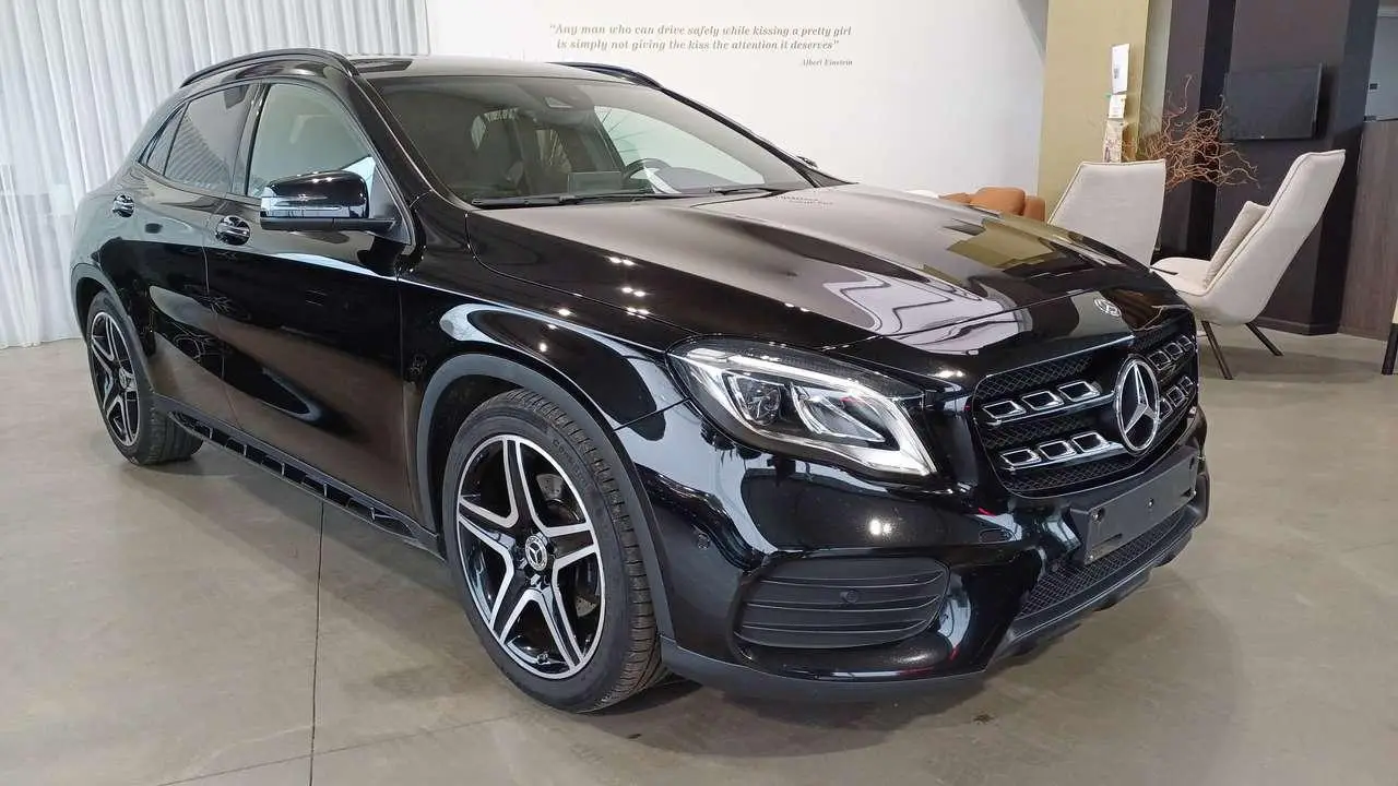 Photo 1 : Mercedes-benz Classe Gla 2018 Petrol