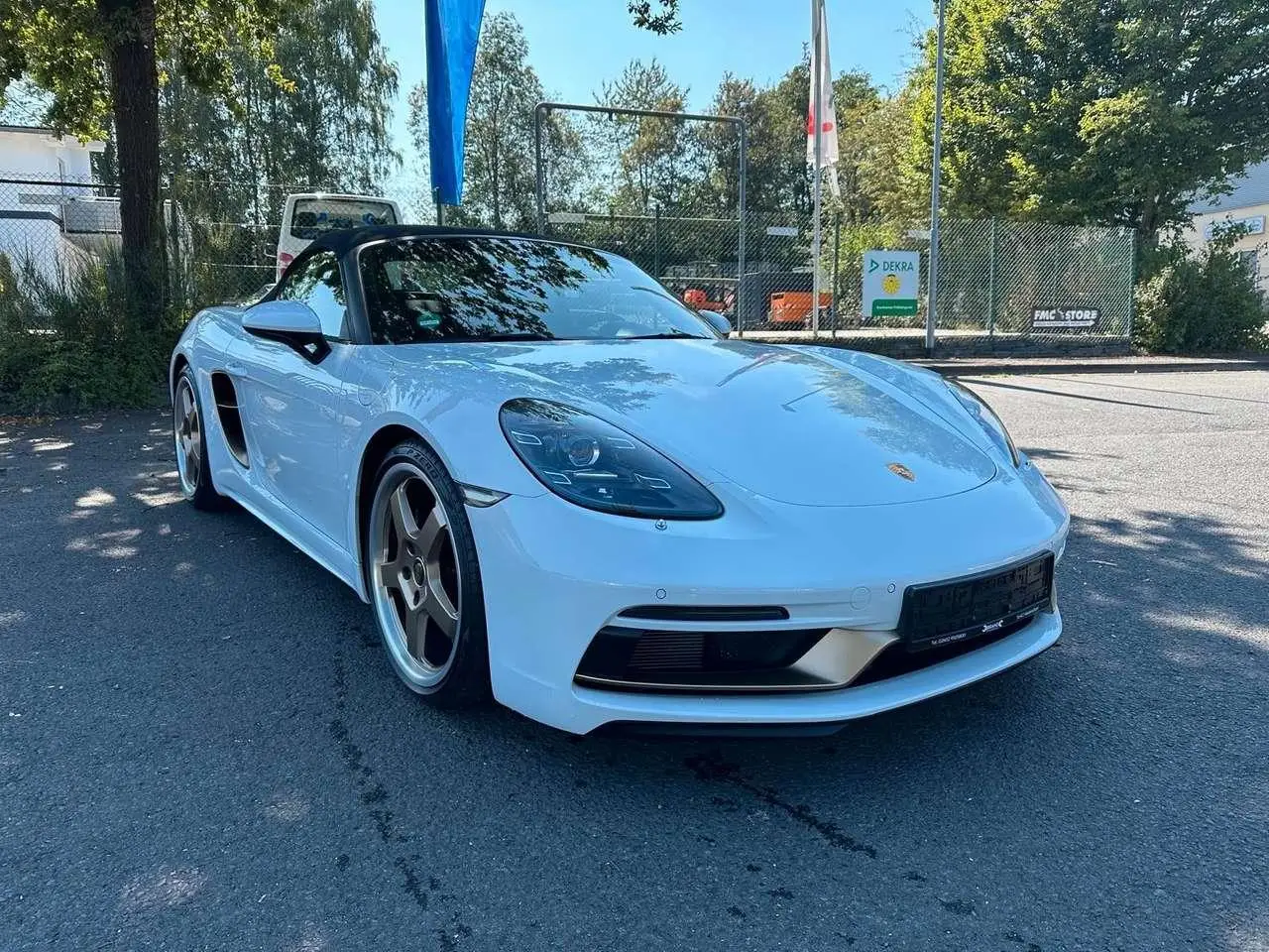 Photo 1 : Porsche Boxster 2021 Petrol