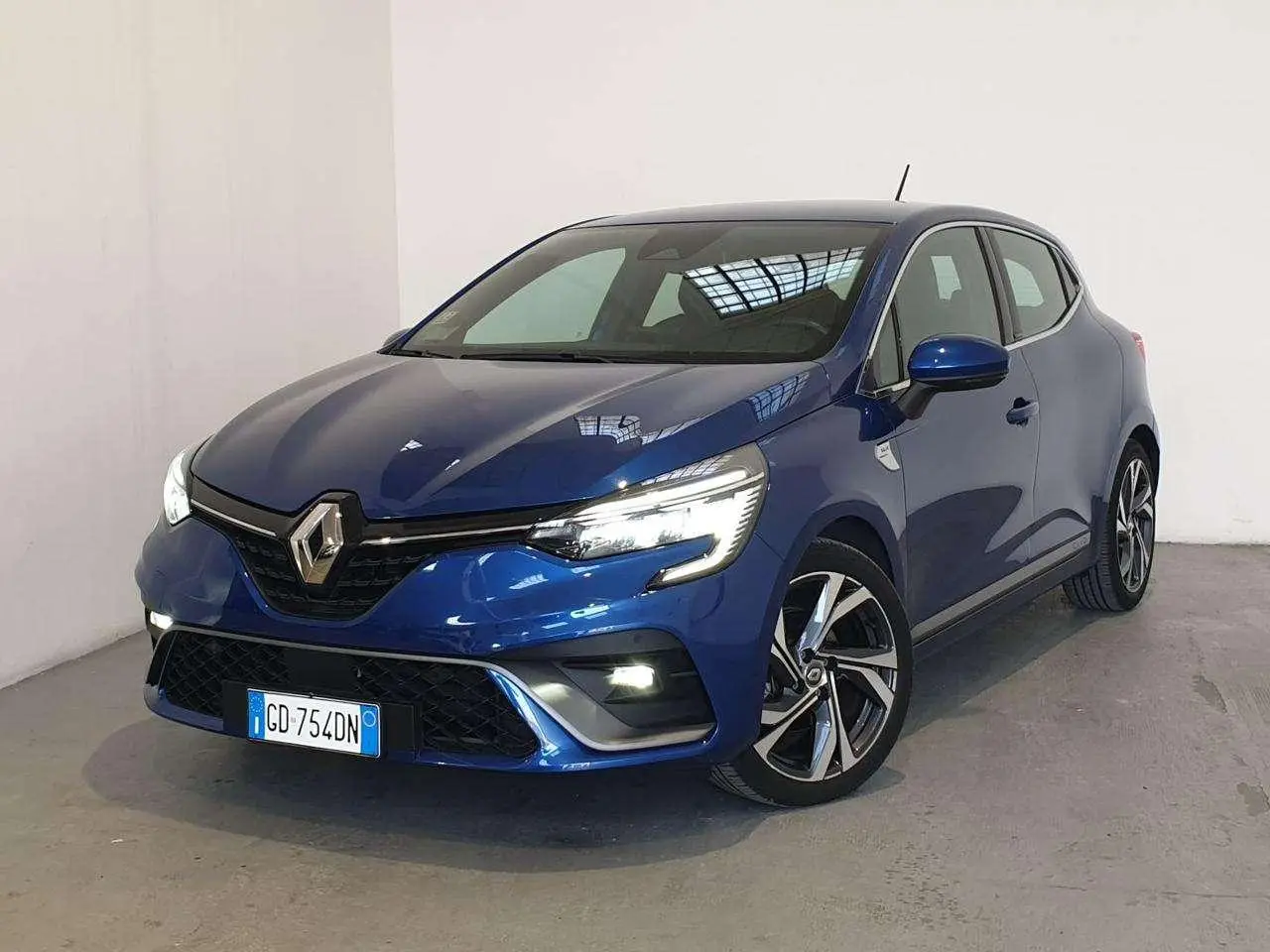 Photo 1 : Renault Clio 2021 Hybrid