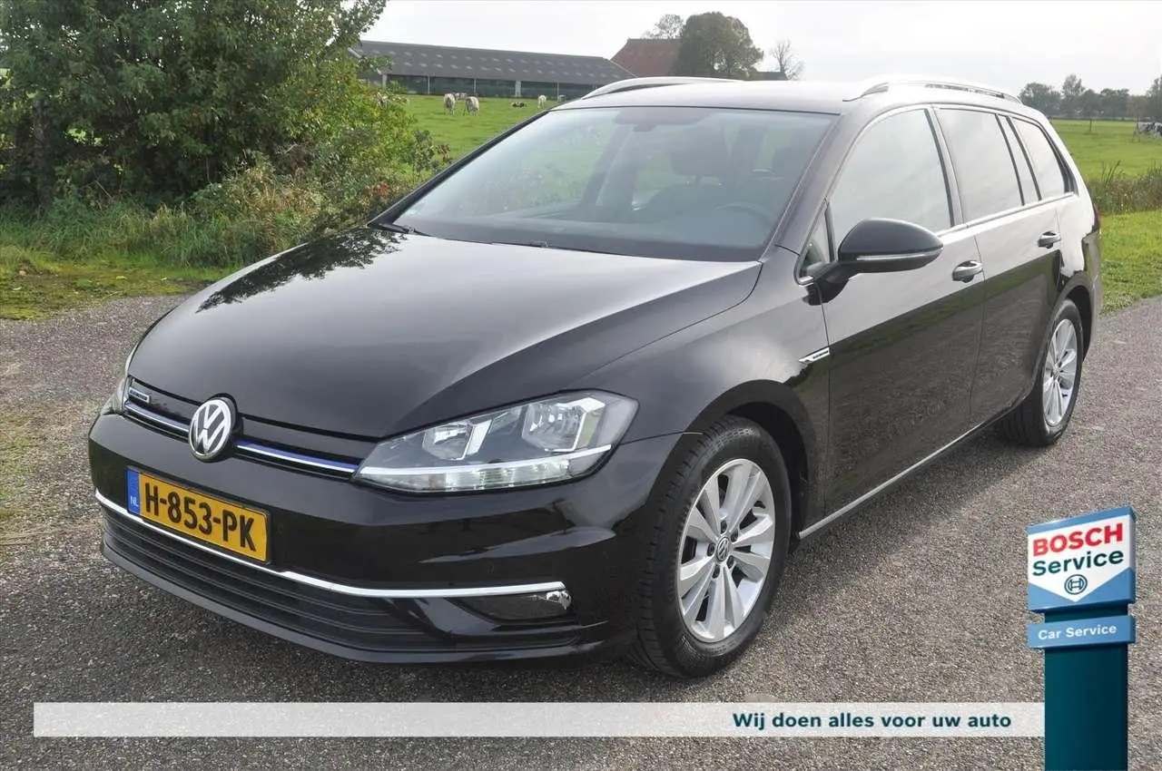 Photo 1 : Volkswagen Golf 2020 Essence