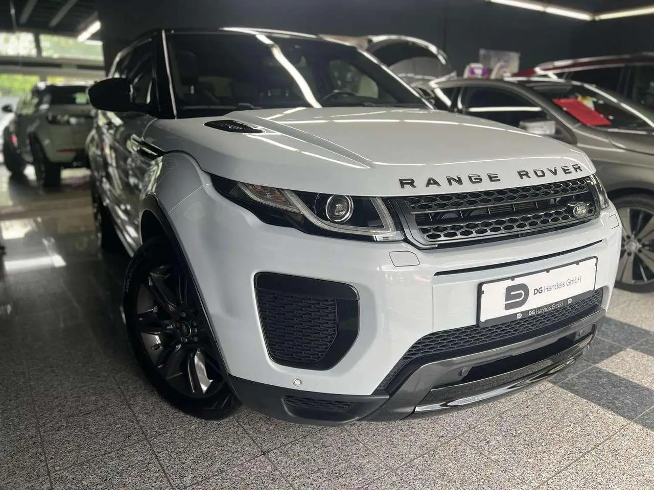 Photo 1 : Land Rover Range Rover Evoque 2018 Diesel