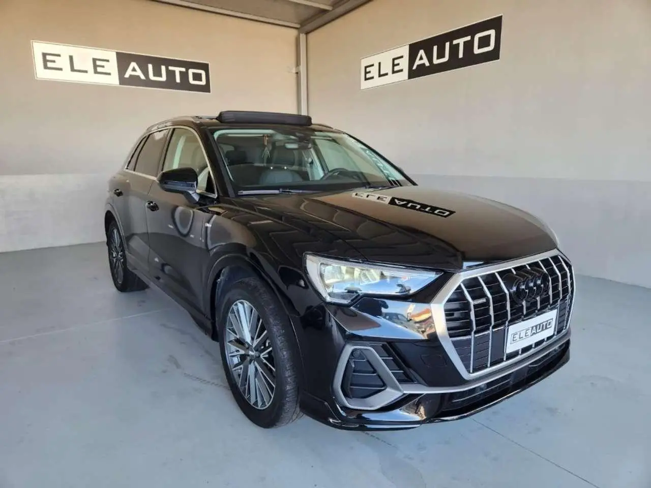 Photo 1 : Audi Q3 2020 Diesel