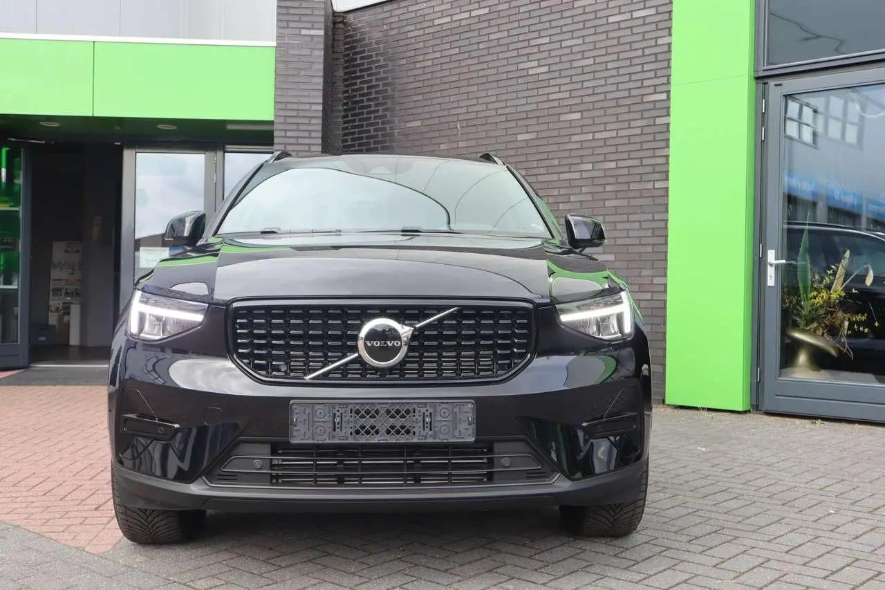 Photo 1 : Volvo Xc40 2023 Hybride