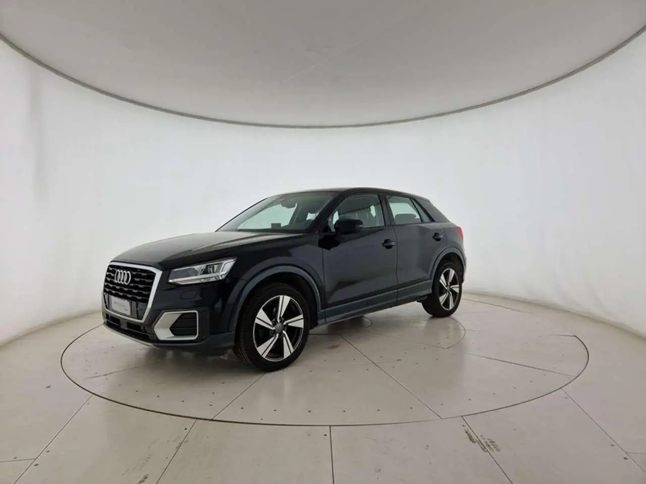 Photo 1 : Audi Q2 2020 Diesel