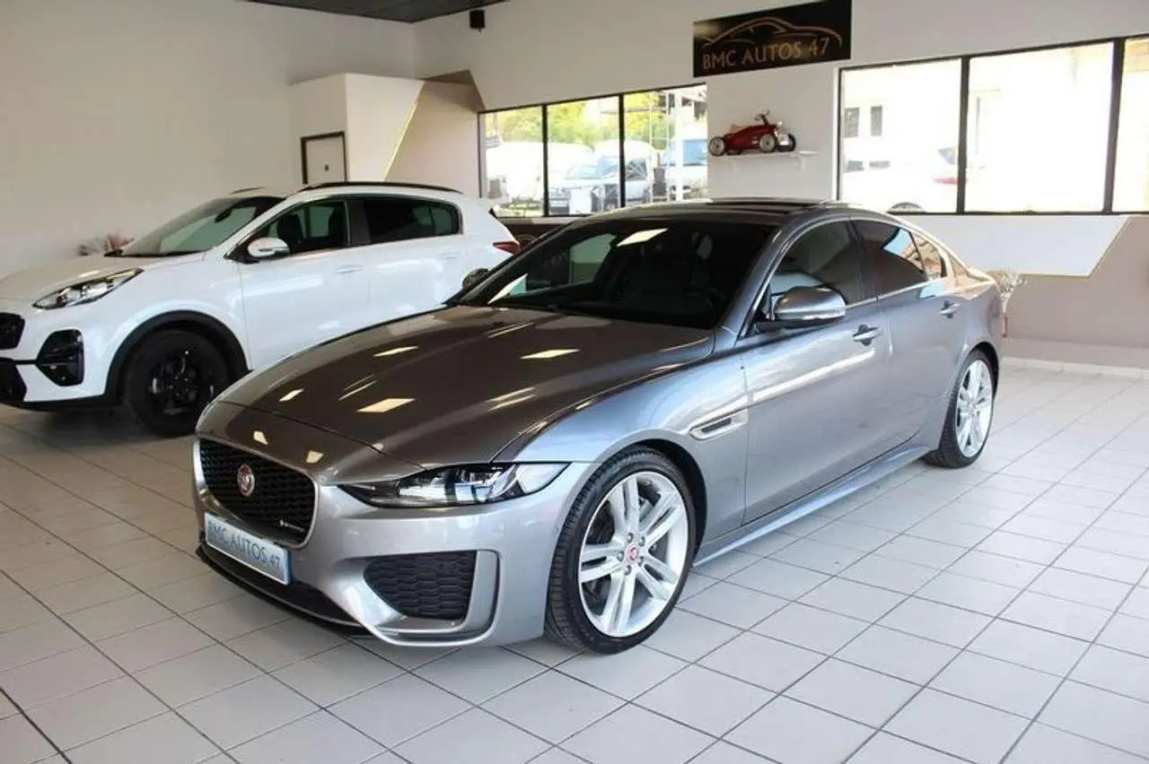 Photo 1 : Jaguar Xe 2020 Diesel