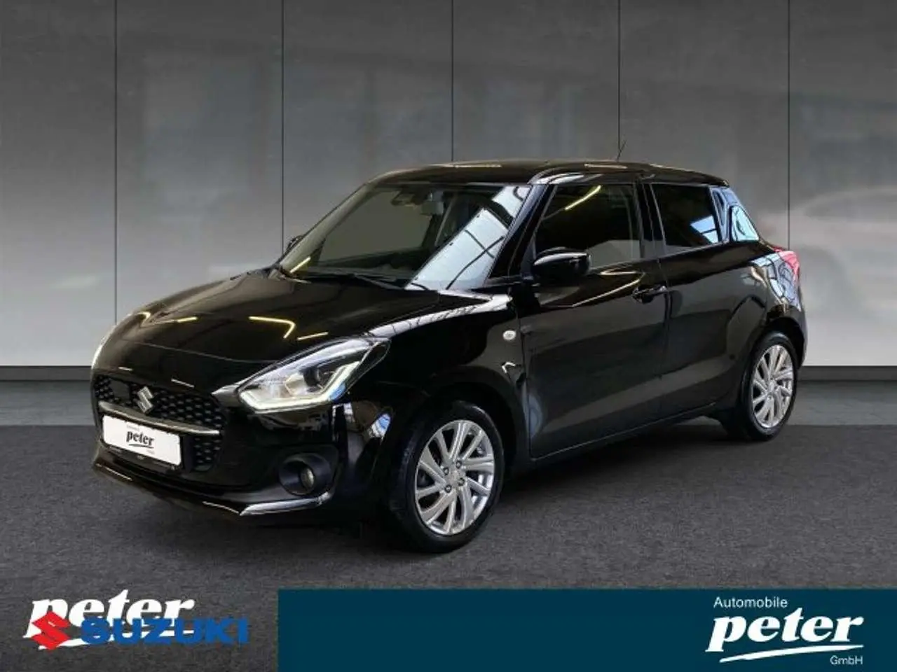 Photo 1 : Suzuki Swift 2022 Petrol