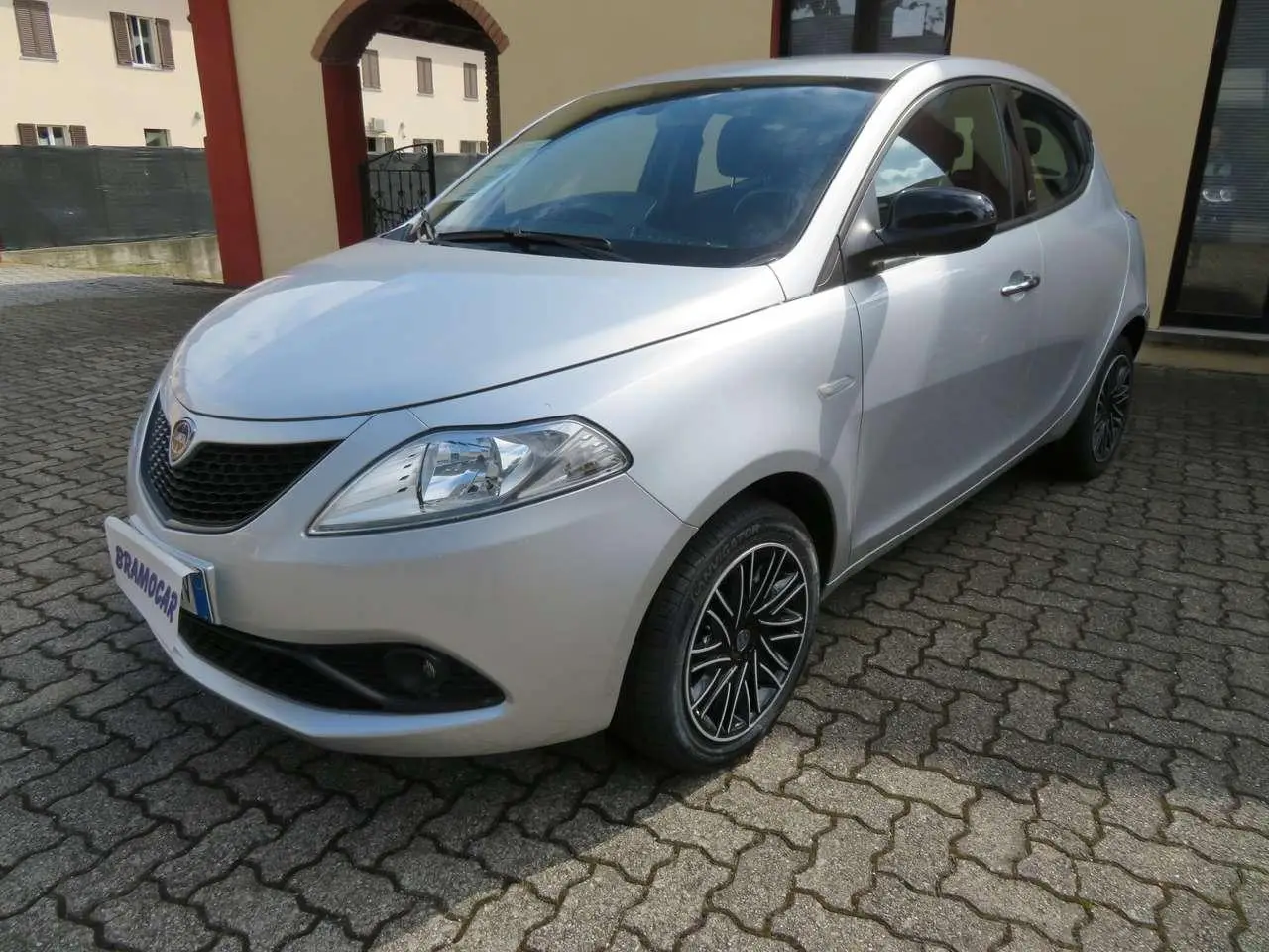 Photo 1 : Lancia Ypsilon 2021 Hybrid