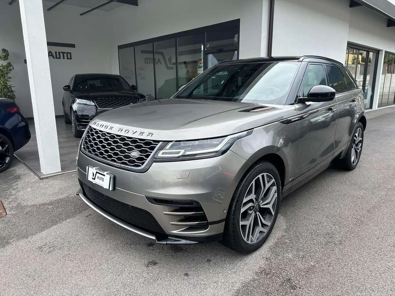 Photo 1 : Land Rover Range Rover Velar 2019 Diesel