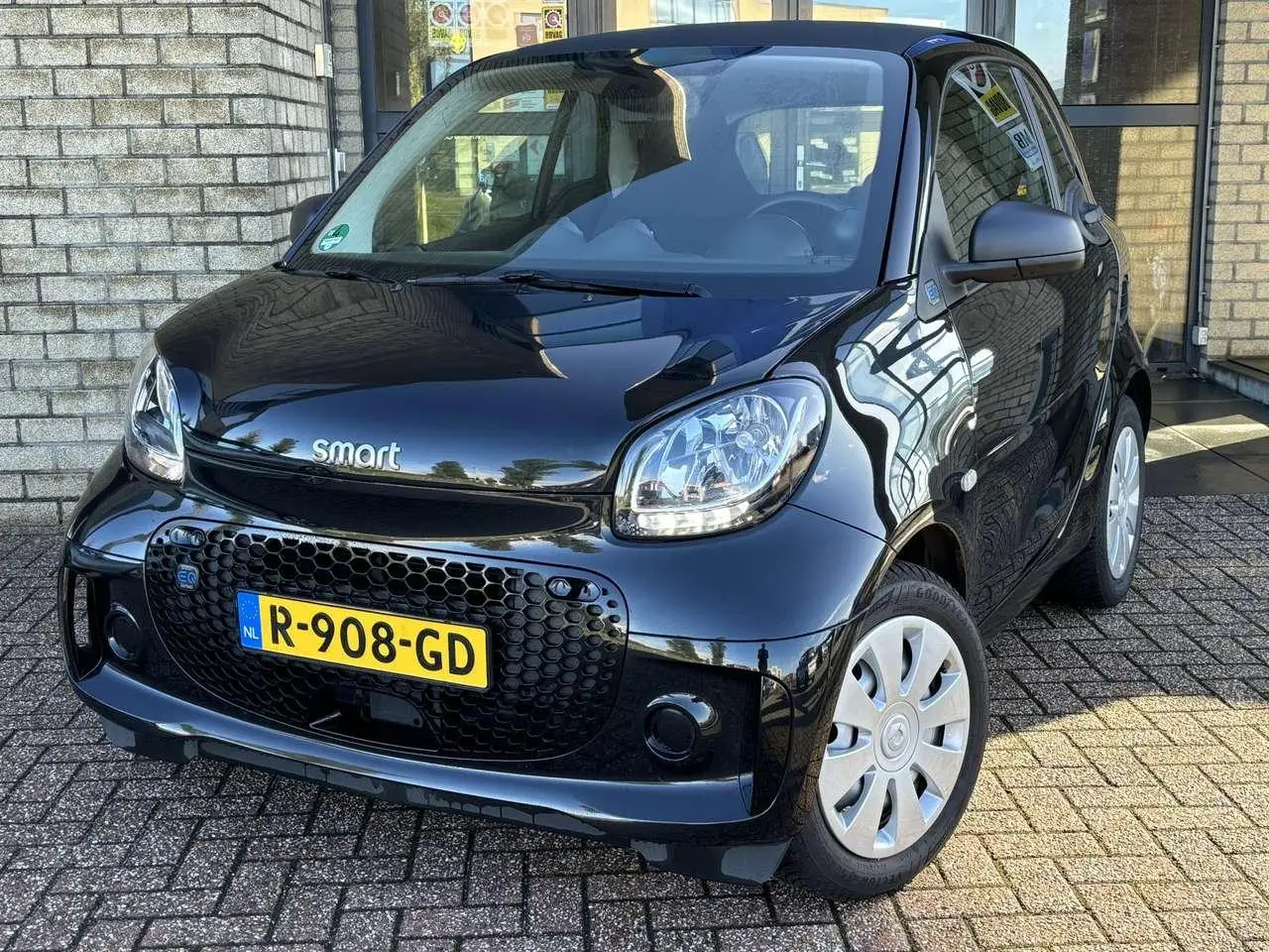 Photo 1 : Smart Fortwo 2021 Electric