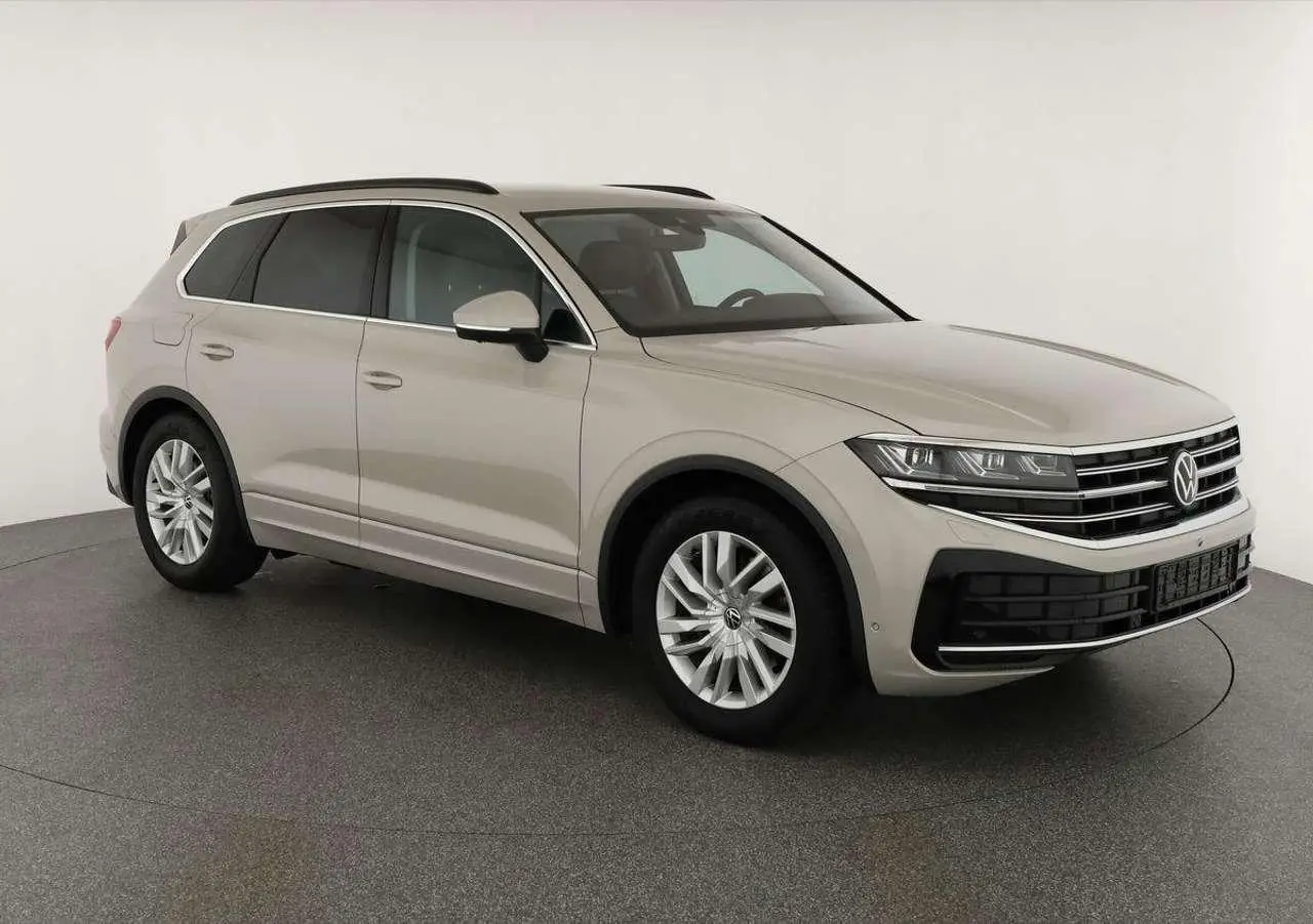 Photo 1 : Volkswagen Touareg 2024 Diesel