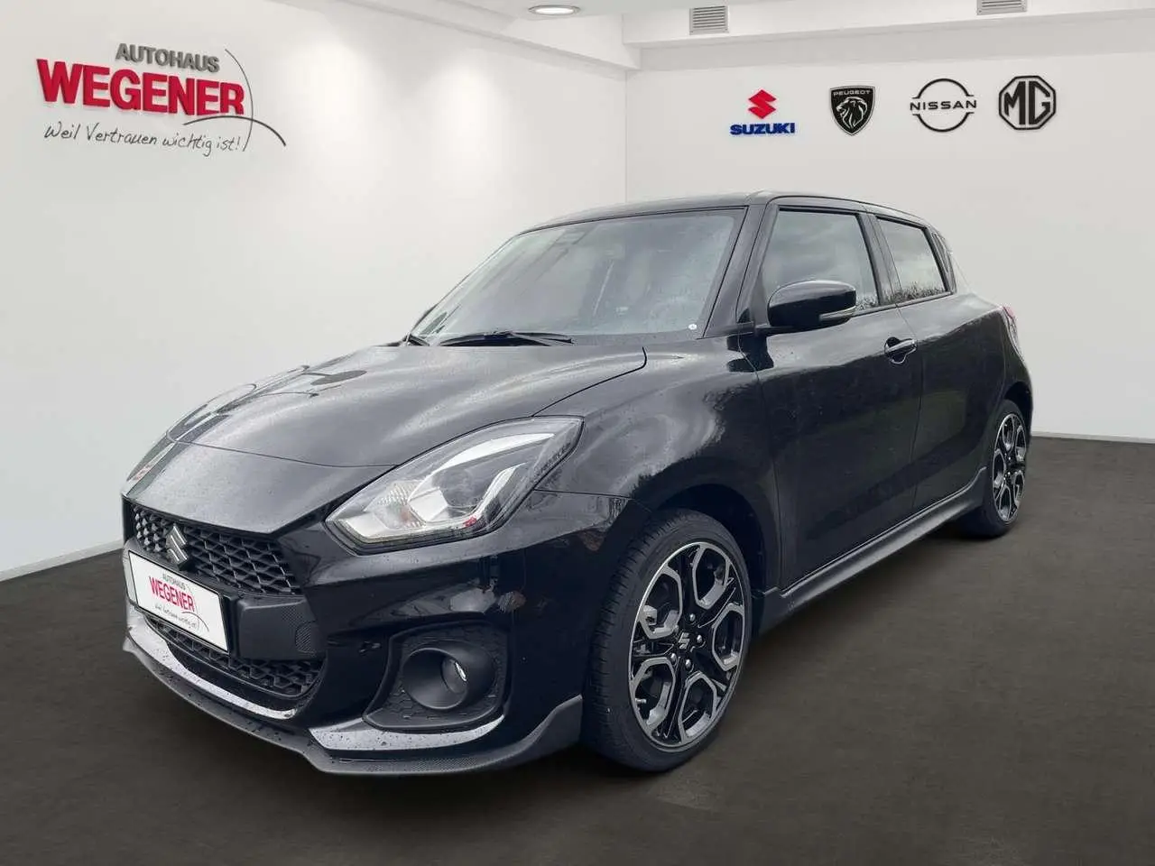 Photo 1 : Suzuki Swift 2023 Petrol