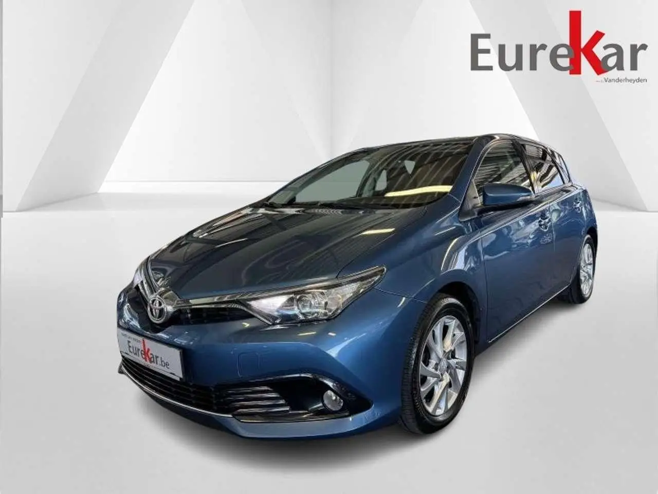 Photo 1 : Toyota Auris 2016 Essence