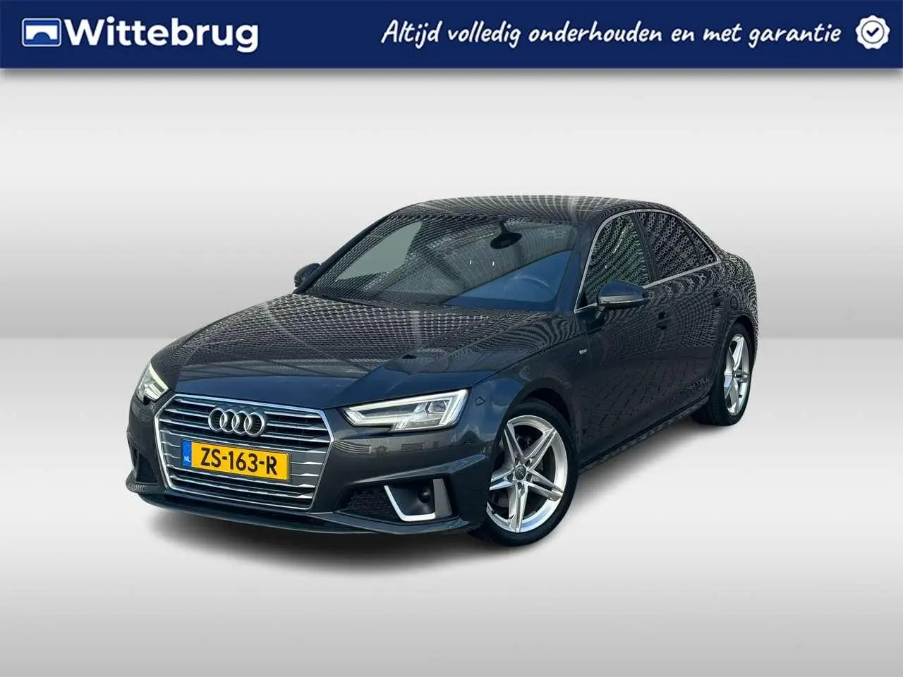 Photo 1 : Audi A4 2019 Essence