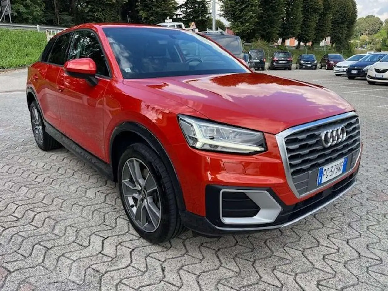 Photo 1 : Audi Q2 2017 Petrol