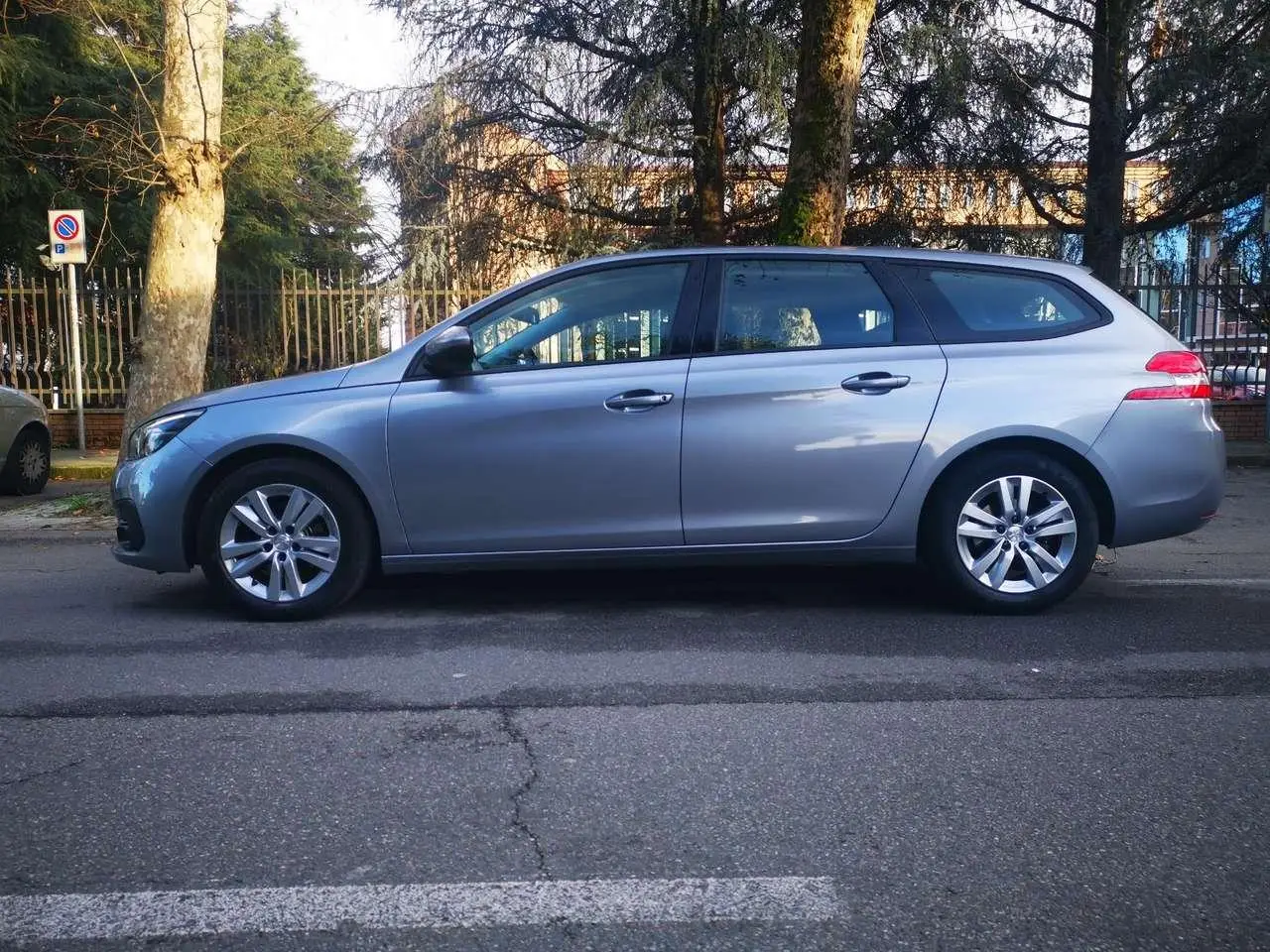 Photo 1 : Peugeot 308 2019 Diesel