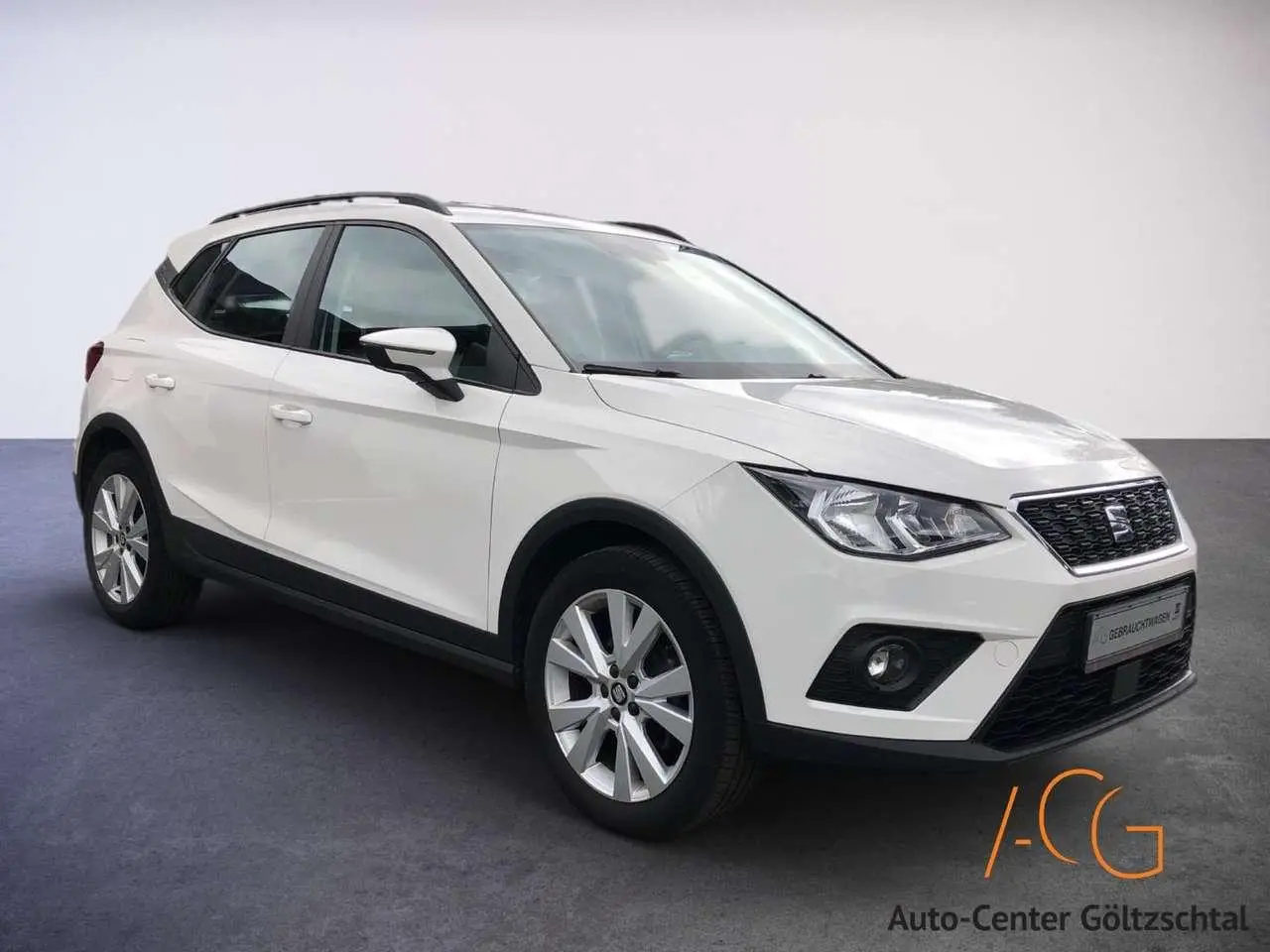 Photo 1 : Seat Arona 2020 Petrol