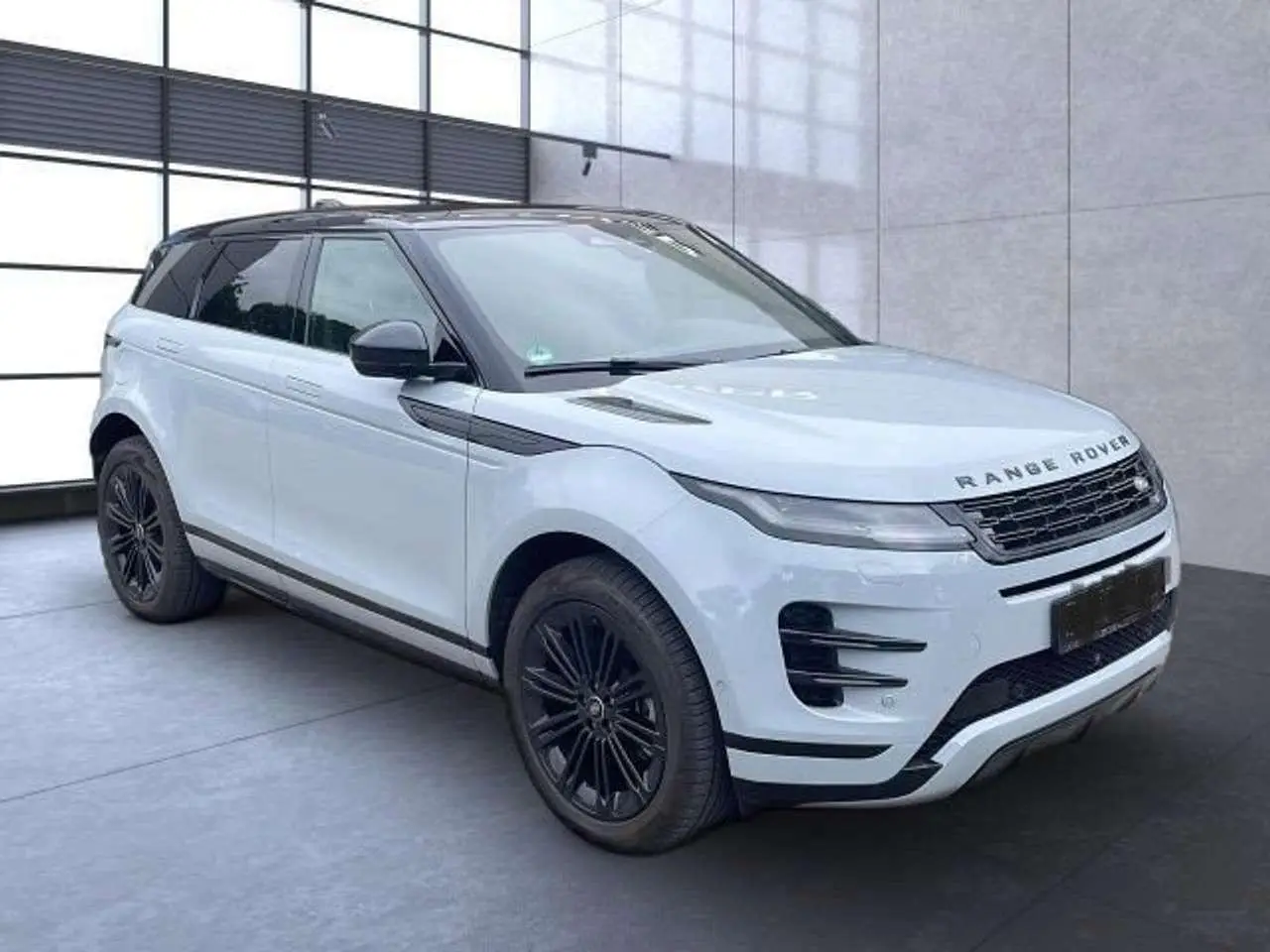 Photo 1 : Land Rover Range Rover Evoque 2024 Hybride