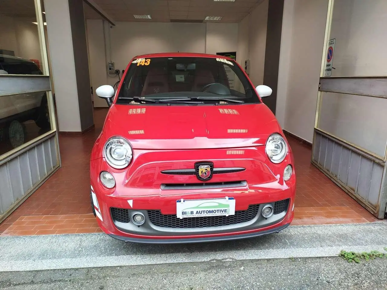 Photo 1 : Abarth 595 2015 Petrol