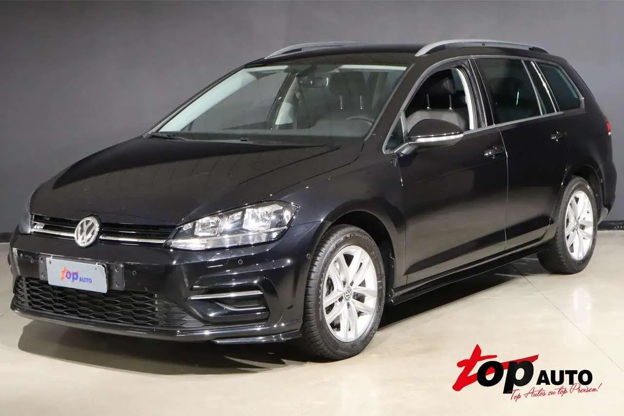 Photo 1 : Volkswagen Golf 2019 Diesel