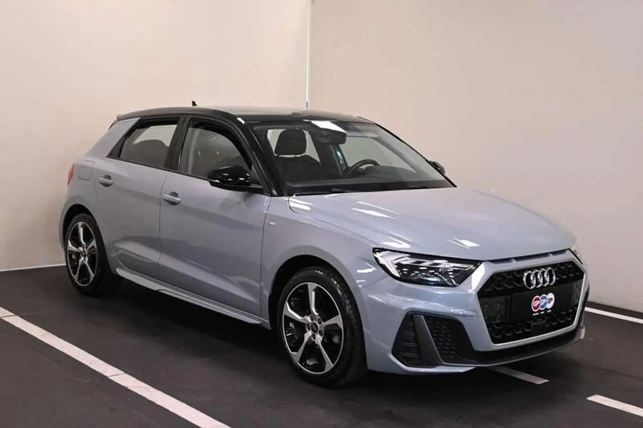 Photo 1 : Audi A1 2023 Petrol