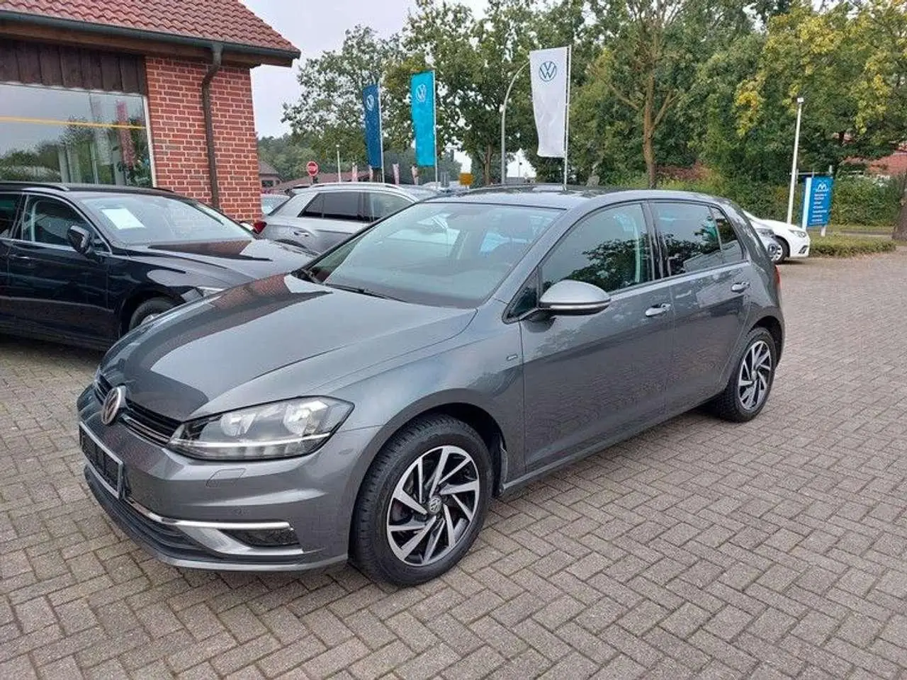 Photo 1 : Volkswagen Golf 2018 Petrol