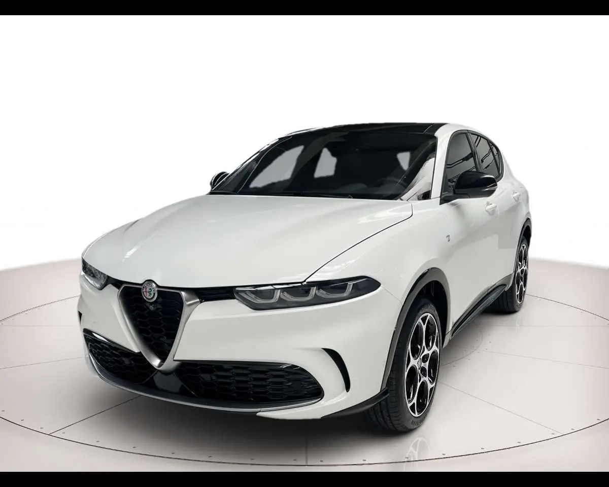 Photo 1 : Alfa Romeo Tonale 2024 Hybrid