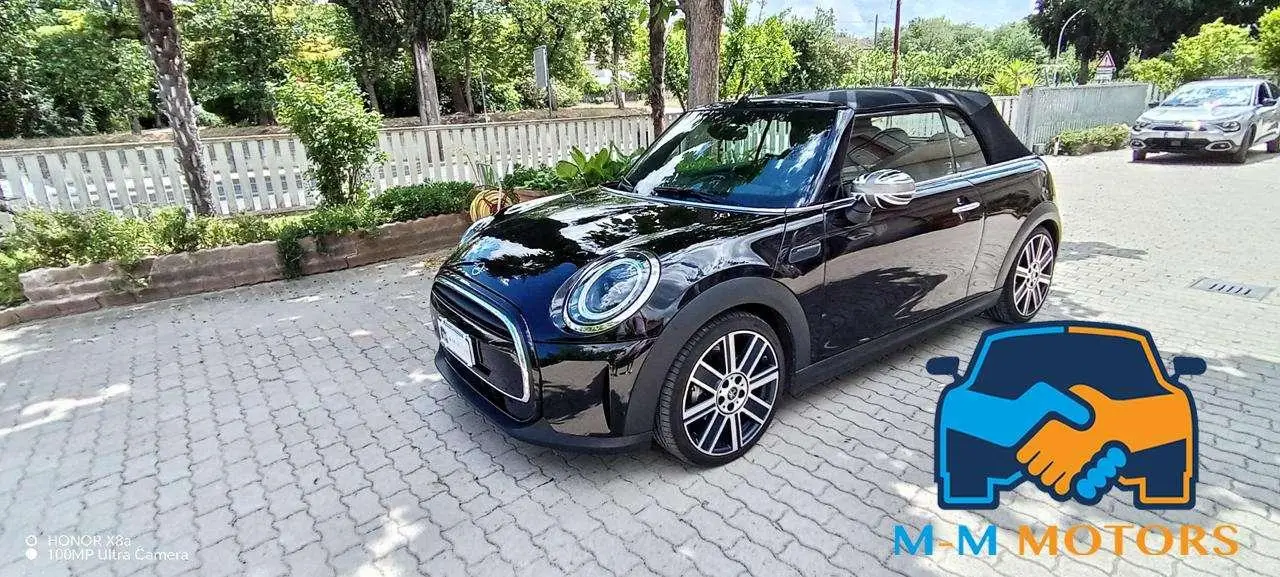 Photo 1 : Mini Cooper 2021 Petrol