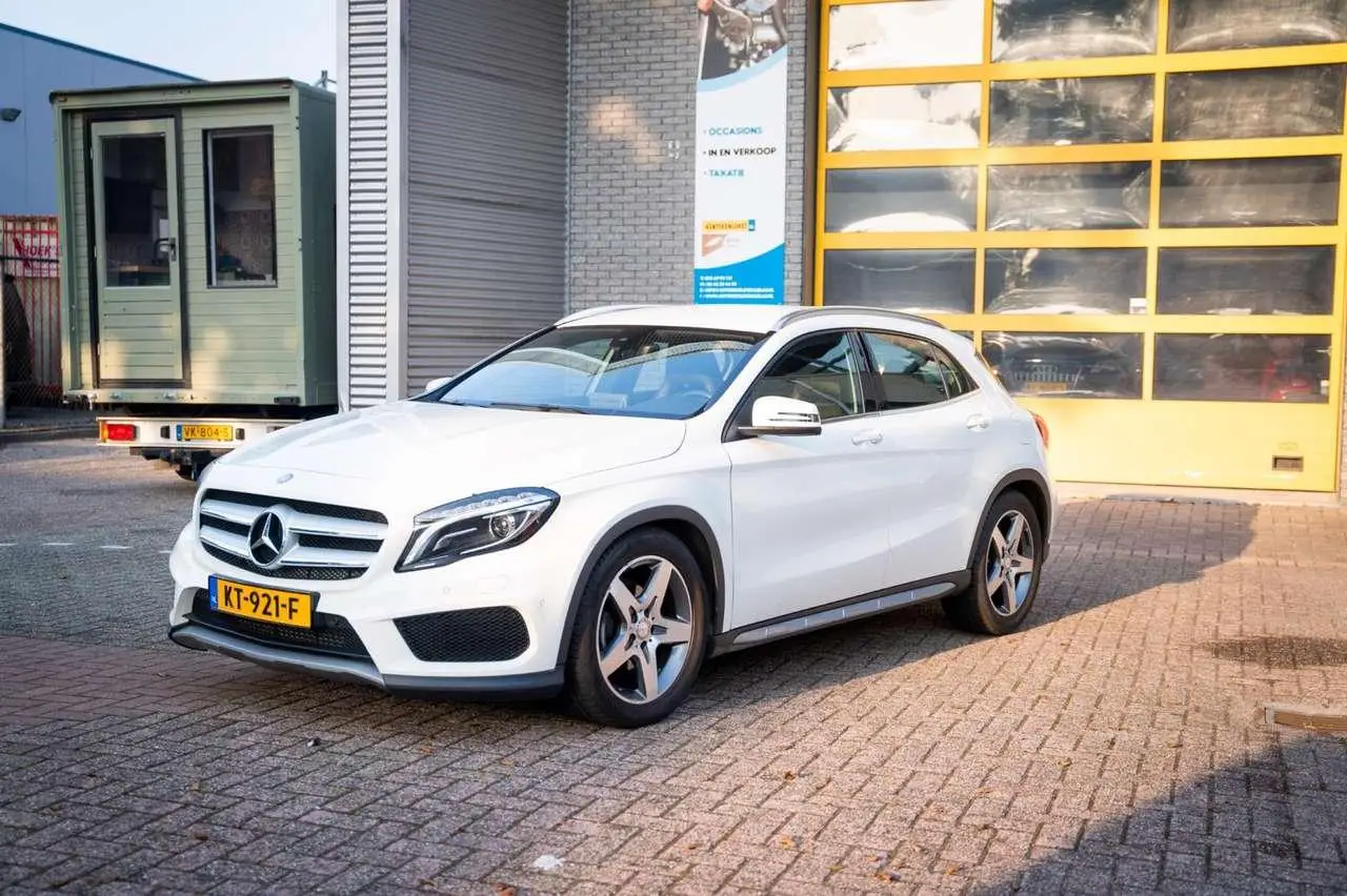 Photo 1 : Mercedes-benz Classe Gla 2015 Petrol