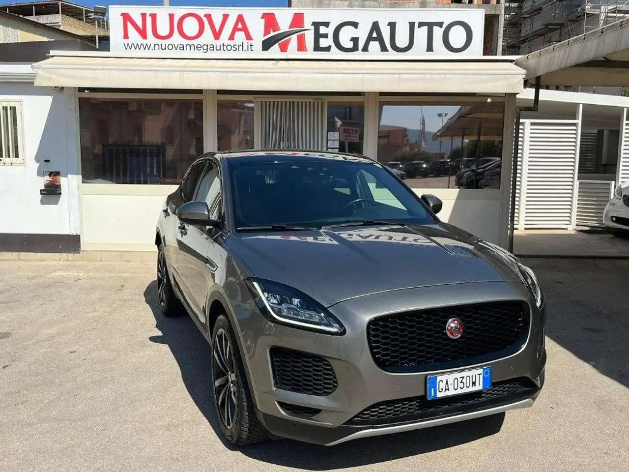 Photo 1 : Jaguar E-pace 2020 Diesel