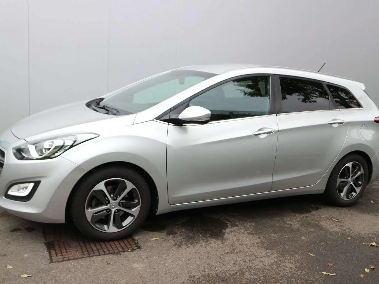 Photo 1 : Hyundai I30 2017 Petrol